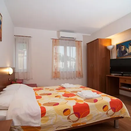 Apartment And Liburnija